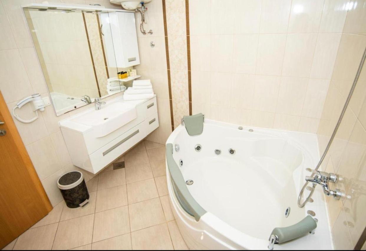 Apartmani I Sobe Centar Bugojno Buitenkant foto